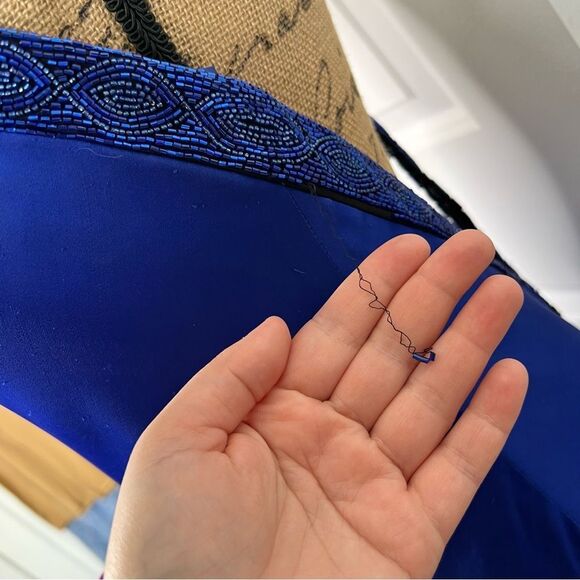 Sz 14(46 EUR) Giorgio Armani Cobalt Blue Beaded 100% Silk Halter Gown NWT $7,950 - Picture 5 of 17